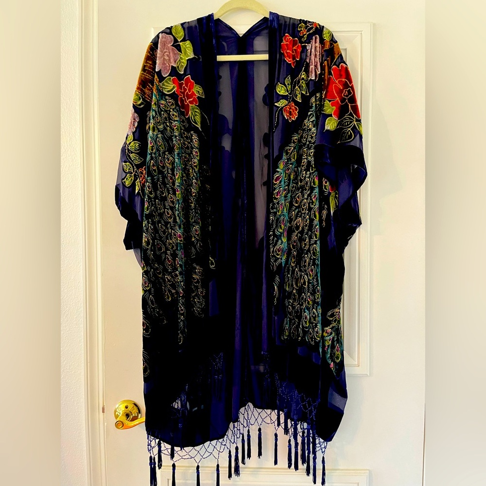 Unbelievable quality! Stunning Velvet Burnout Silk Jacket with Tassels 🦚♥️